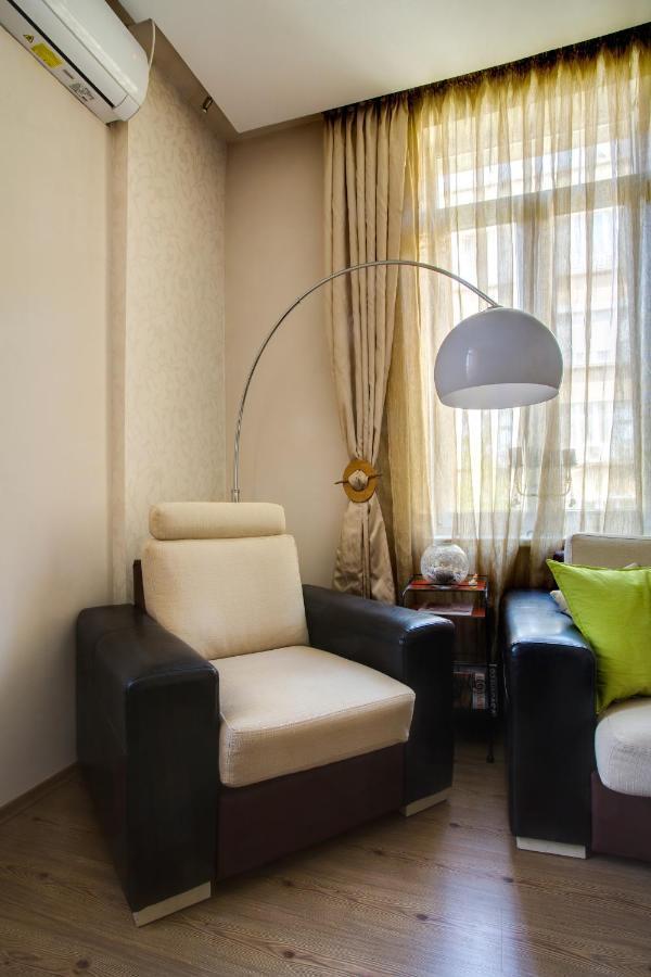 Apartment 65 - Airy Aprt At Top Center Sofya Dış mekan fotoğraf